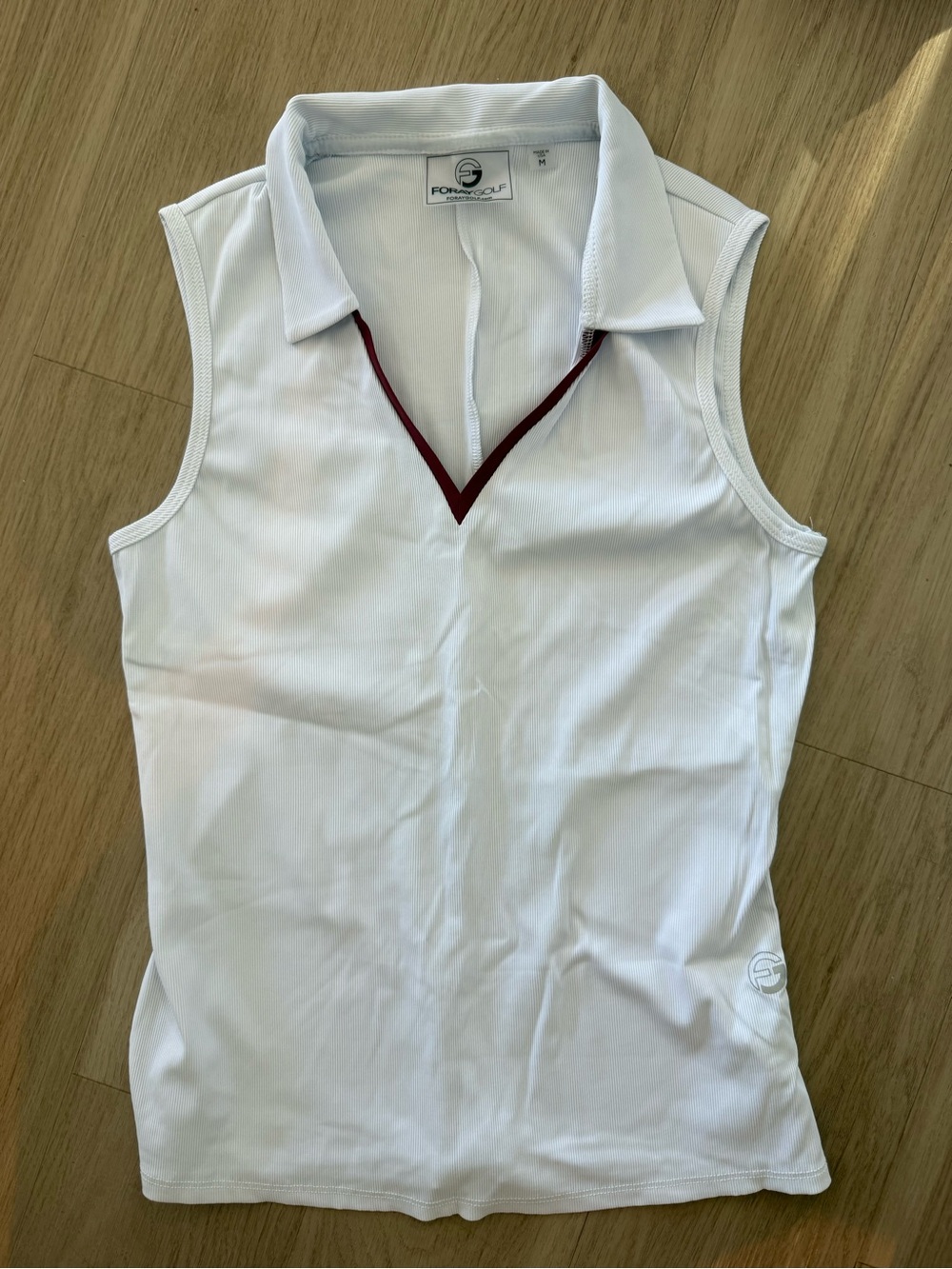 Women’s golf top